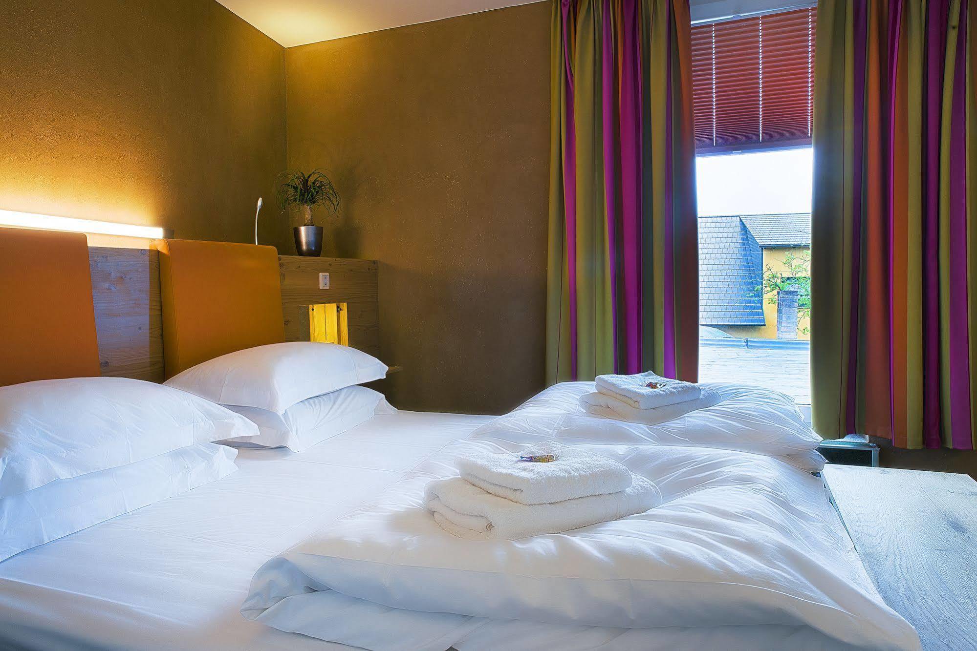 Sonn'Idyll Hotel & Saunalandschaft Rathenow Ngoại thất bức ảnh