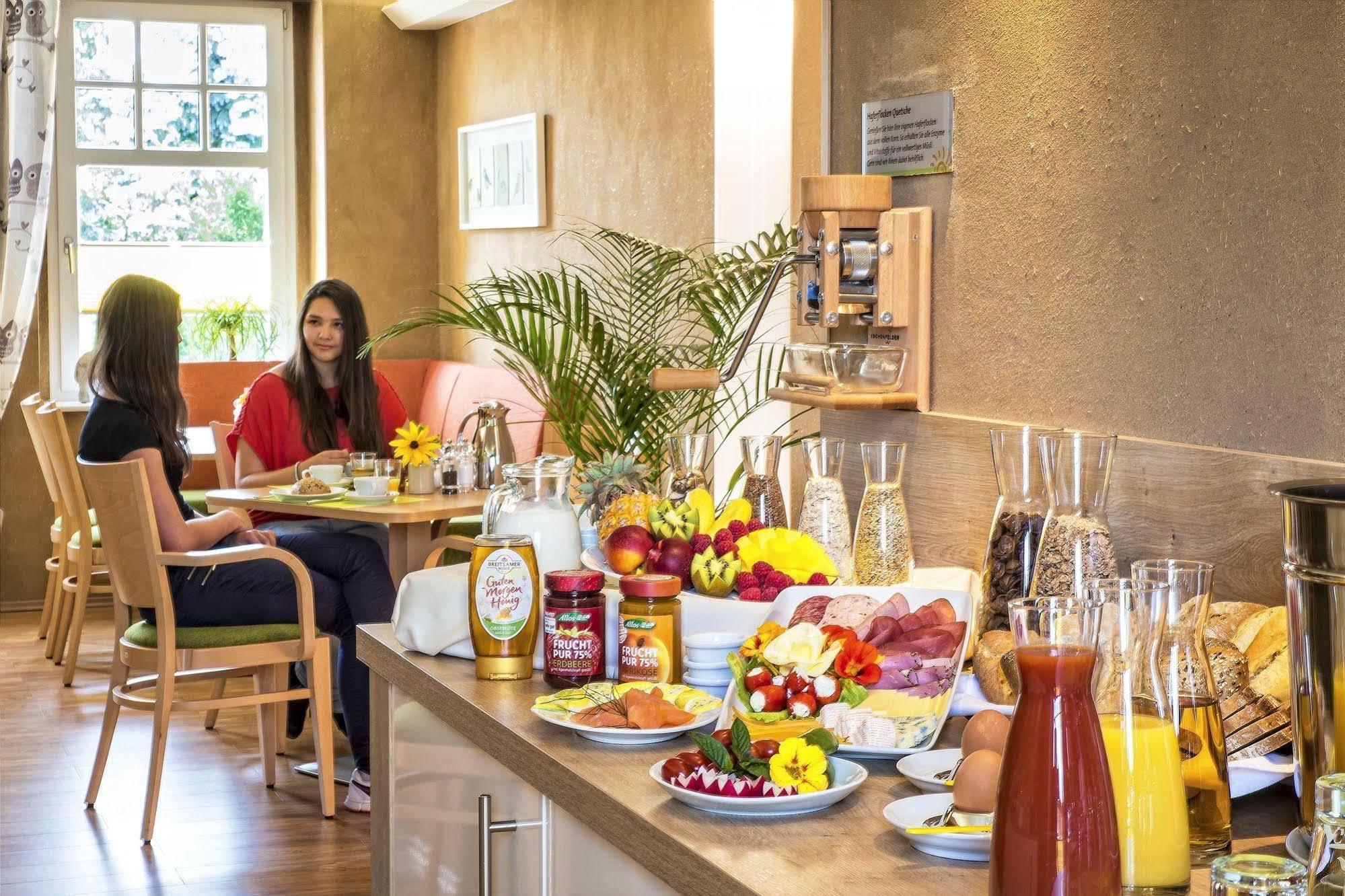 Sonn'Idyll Hotel & Saunalandschaft Rathenow Ngoại thất bức ảnh